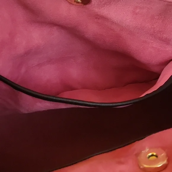 BETSEY JOHNSON FLORAL CANVAS TOTE - Picture 10 of 16